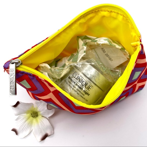 NWT Clinique Smart Night Moisturizer and Makeup Pouch - Picture 3 of 10